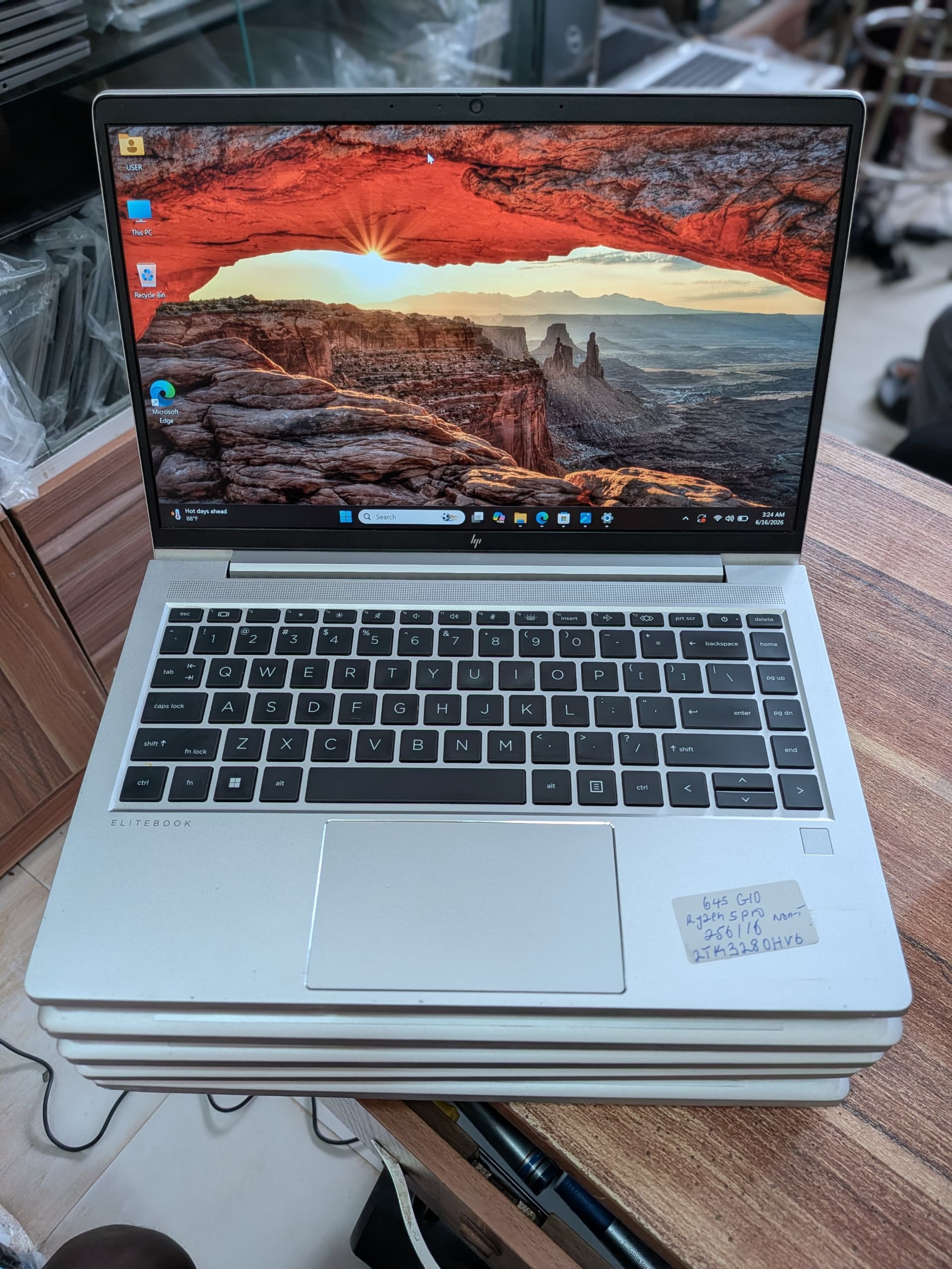 HP  Probook 645 g10 thumbnail 1