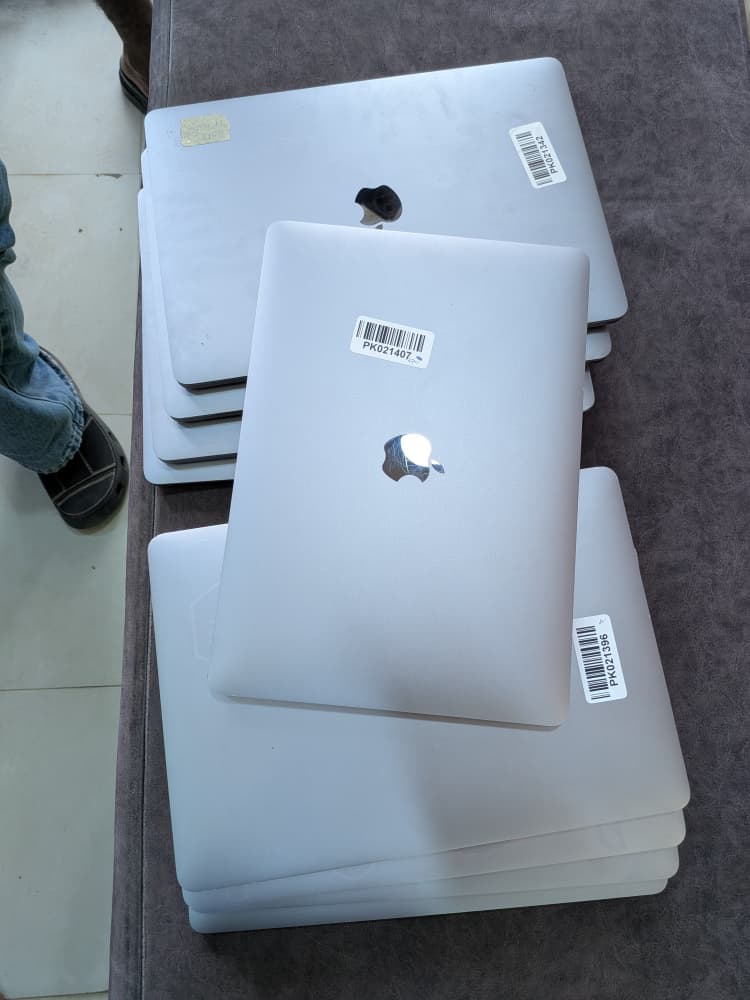 Apple MacBook Pro 2019 thumbnail 3