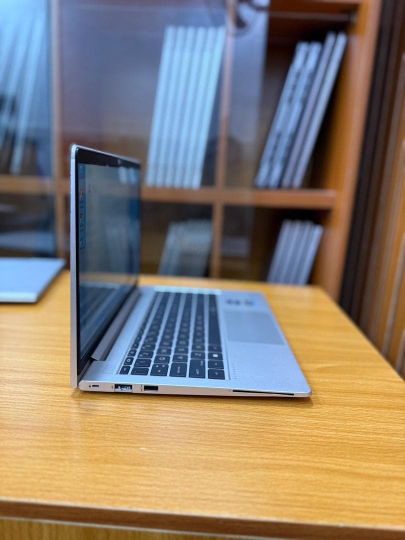 HP ProBook 640 G9 thumbnail 2