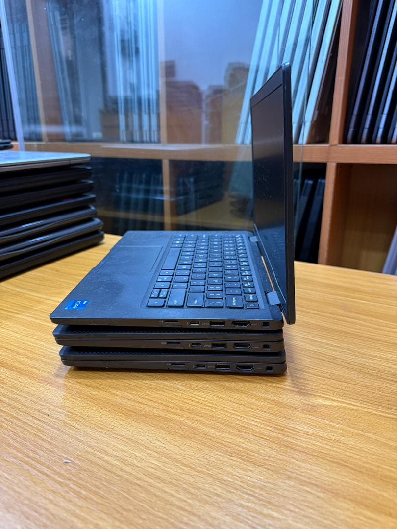 Dell latitude 7320 thumbnail 3