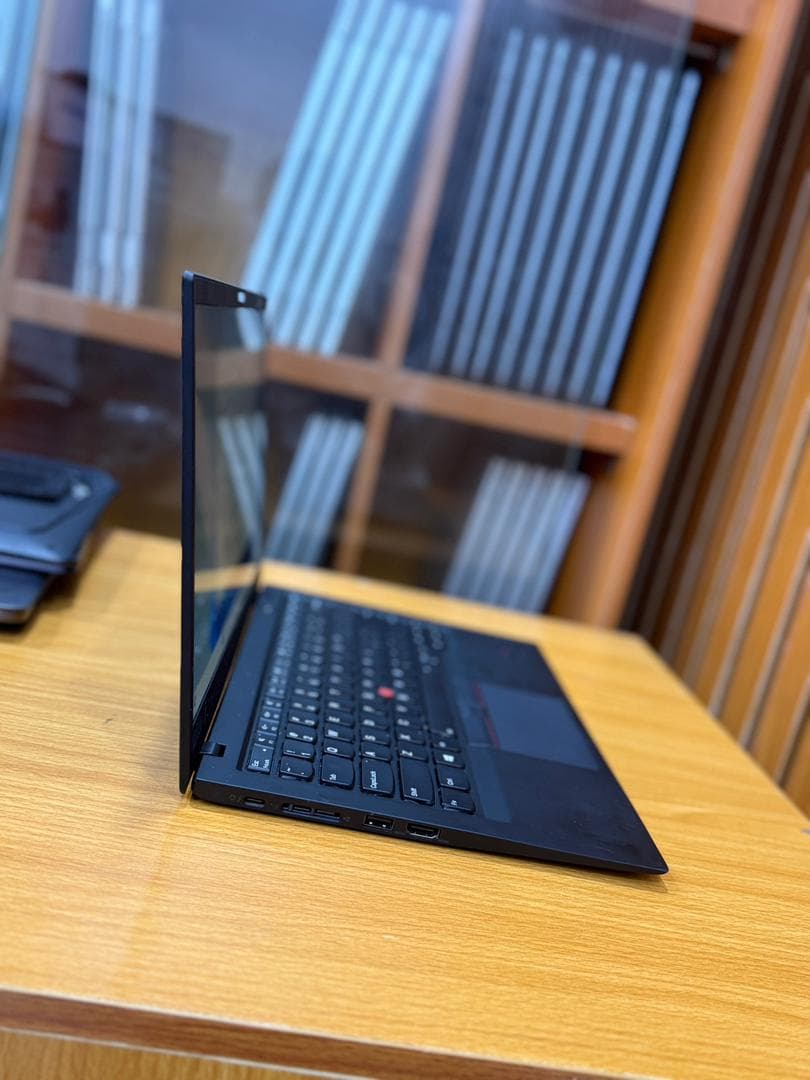 Lenovo X1 Carbon 20KH002RUS thumbnail 2
