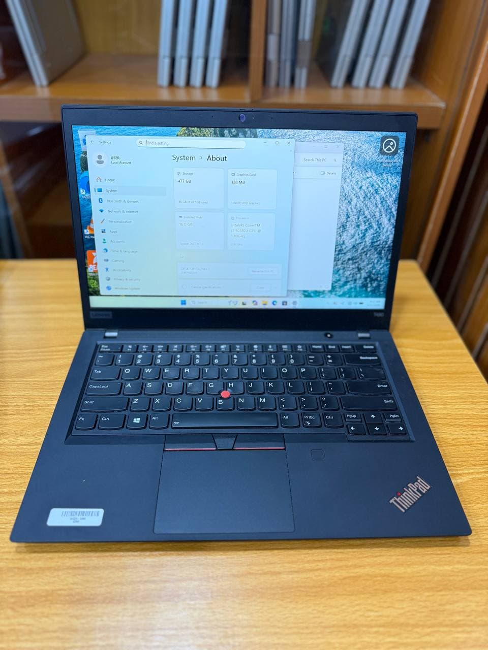 Lenovo Thinkpad T490 touchscreen thumbnail 2
