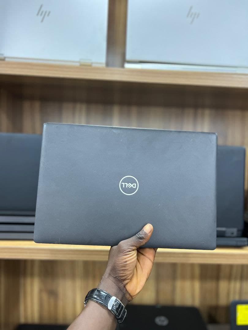 Dell latitude 5400 Touchscreen thumbnail 4