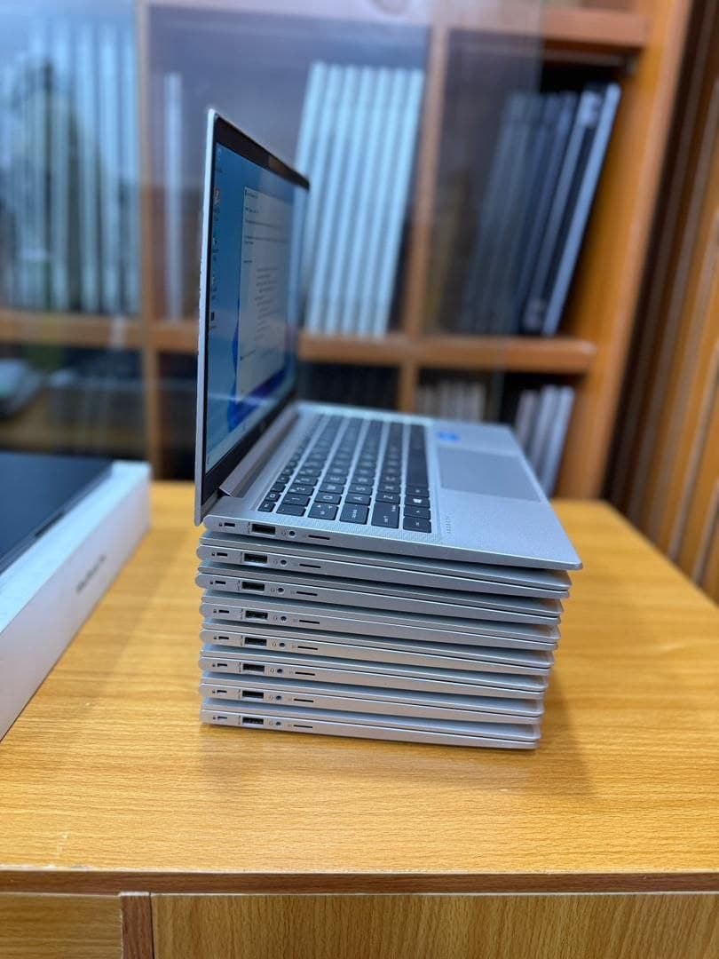 HP Probook 430 G8 thumbnail 3