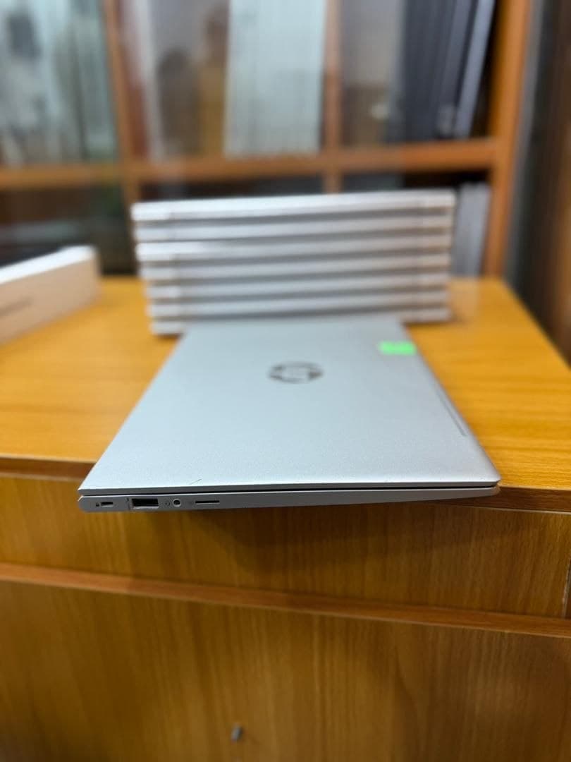 HP Probook 430 G8 thumbnail 4