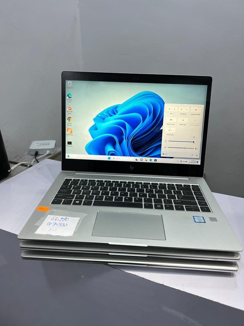 HP Elitebook 1040 g4 thumbnail 5