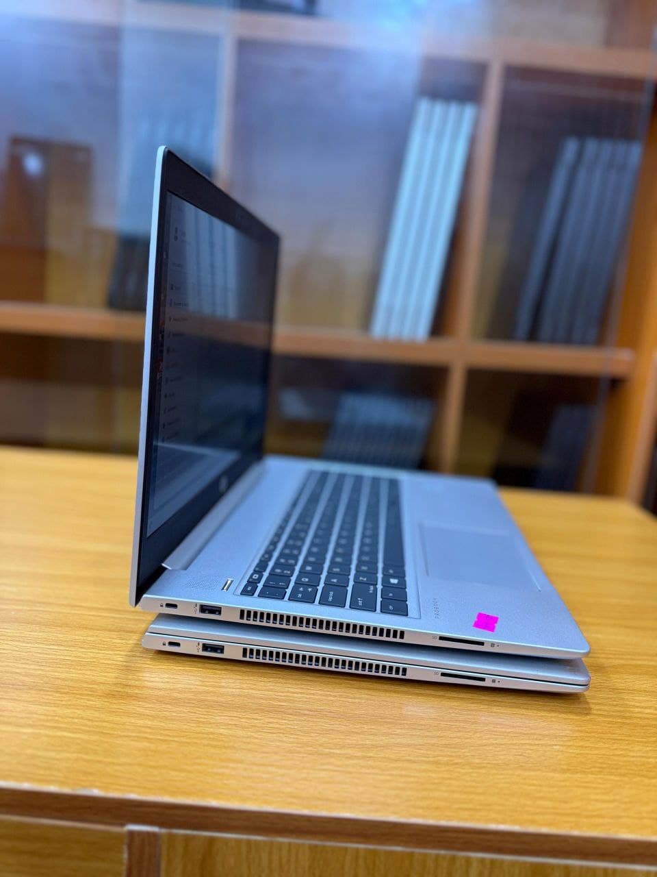 HP Probook 450 g7 thumbnail 4