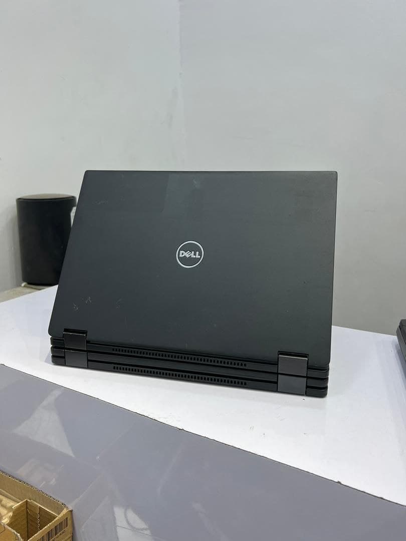 Dell latitude 5289 X360 2in1 thumbnail 2