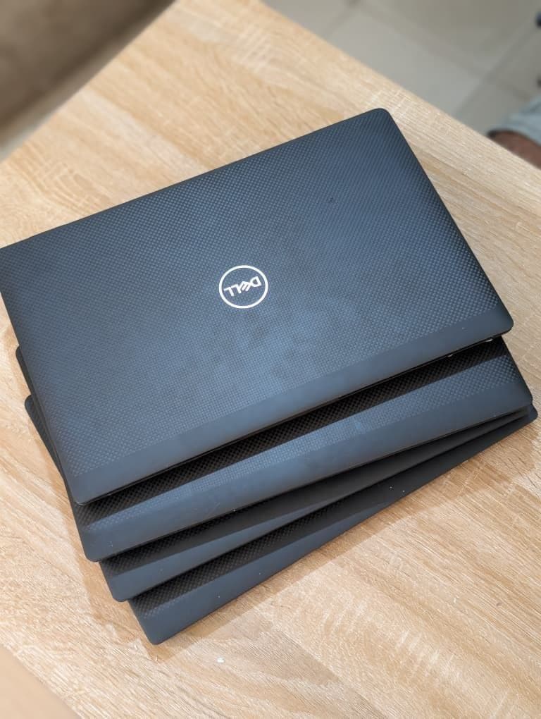 Dell Latitude 7420 Black thumbnail 3