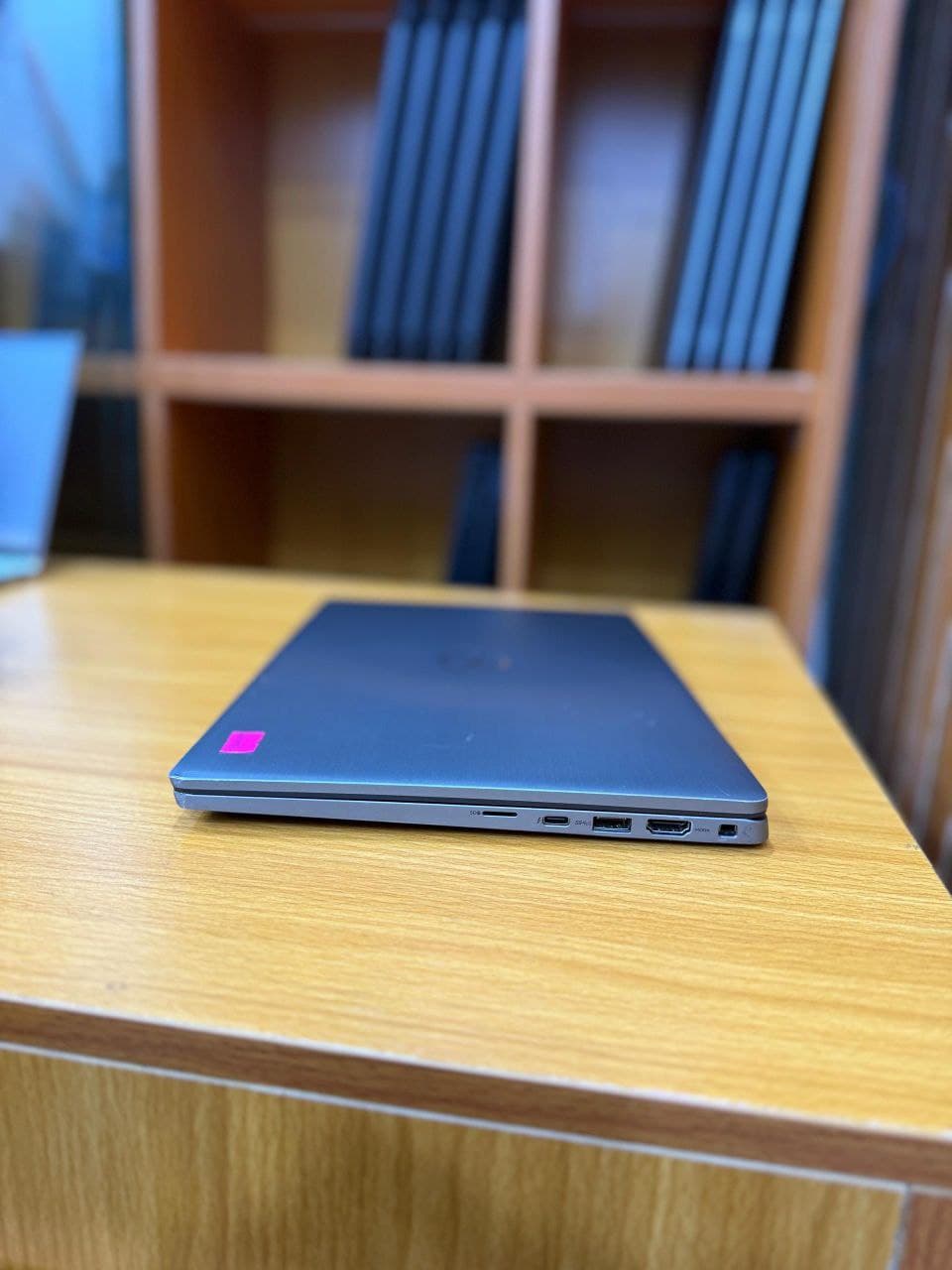 Dell Latitude 7420 Steel Silver thumbnail 4