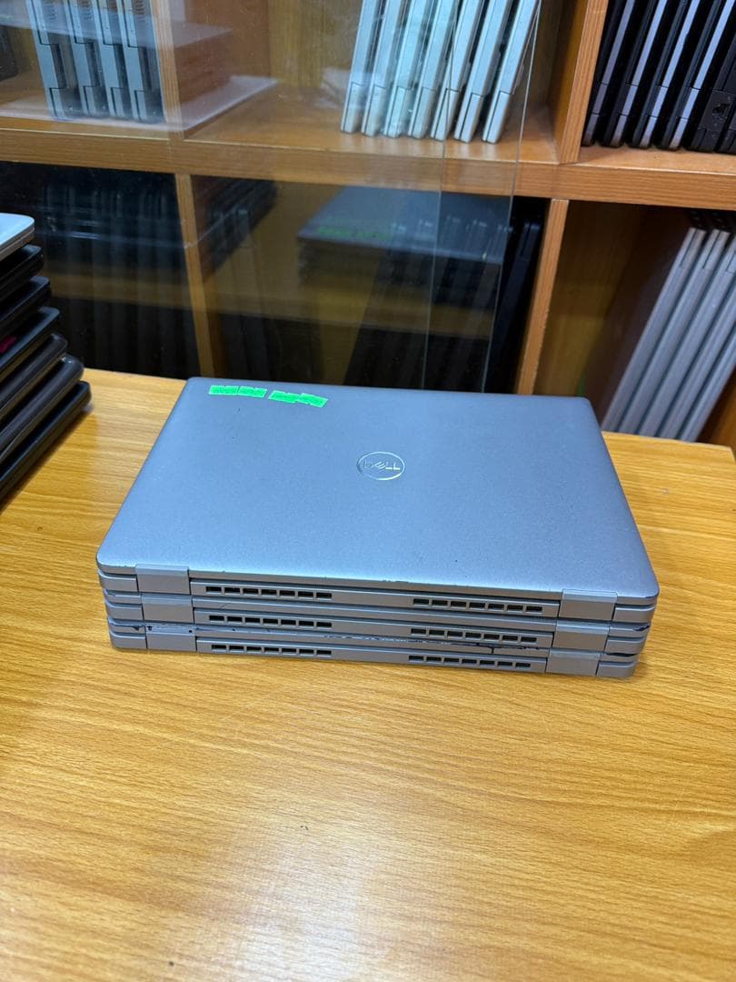 Dell latitude 5330 thumbnail 2
