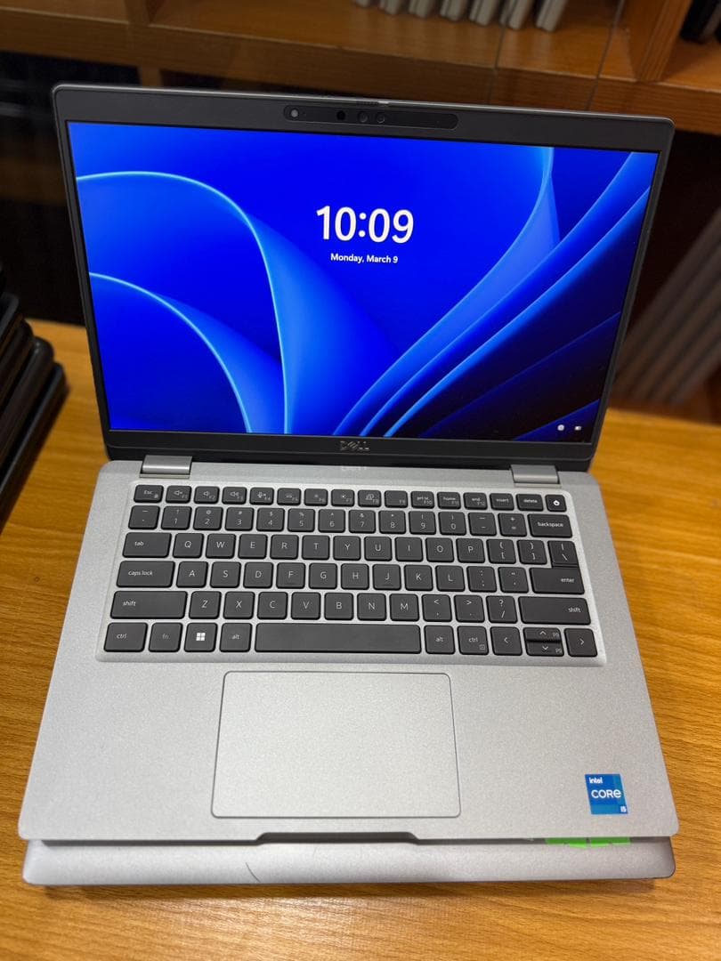 Dell latitude 5330 thumbnail 4