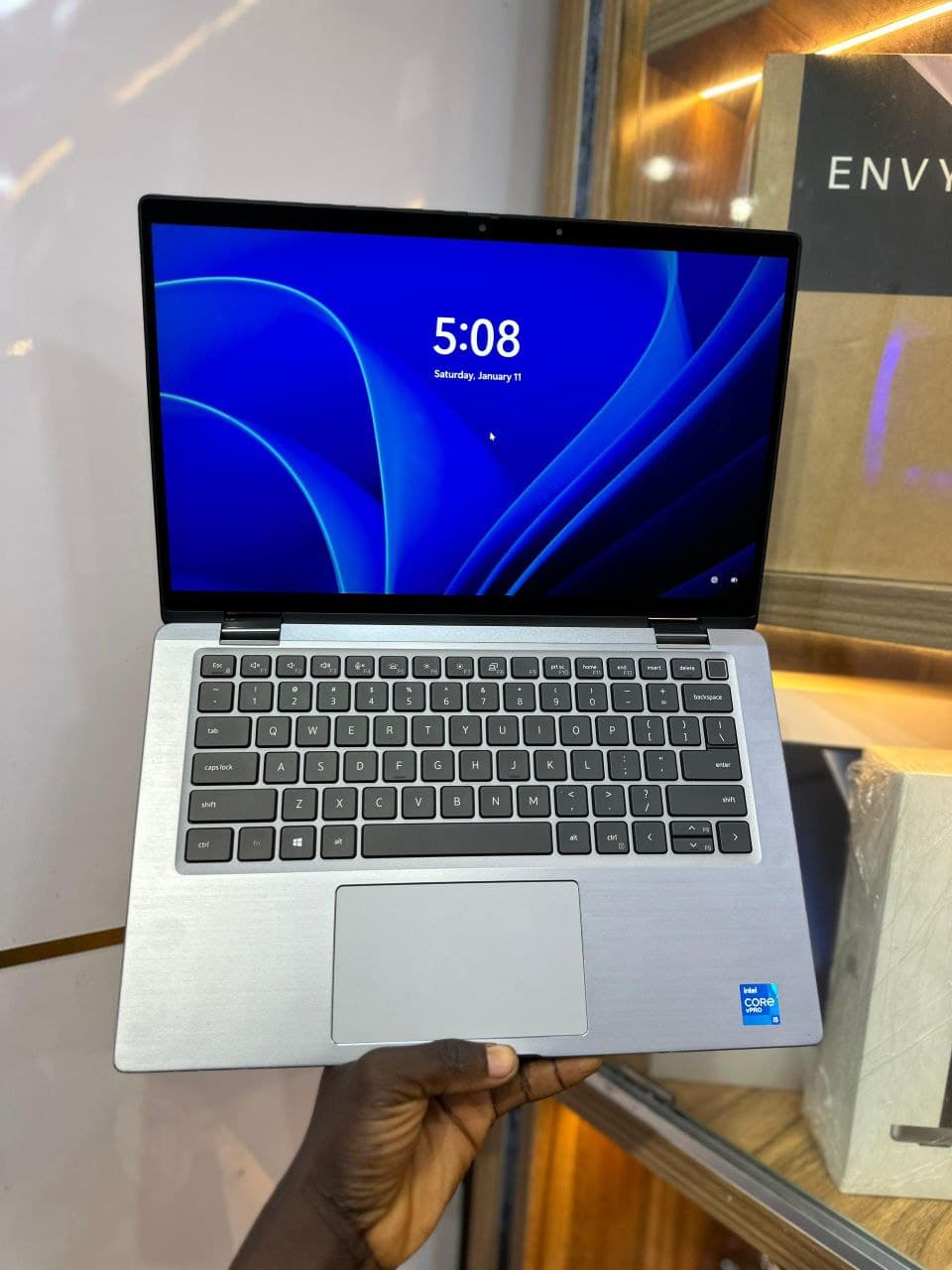Dell latitude 7420 2in1 thumbnail 1