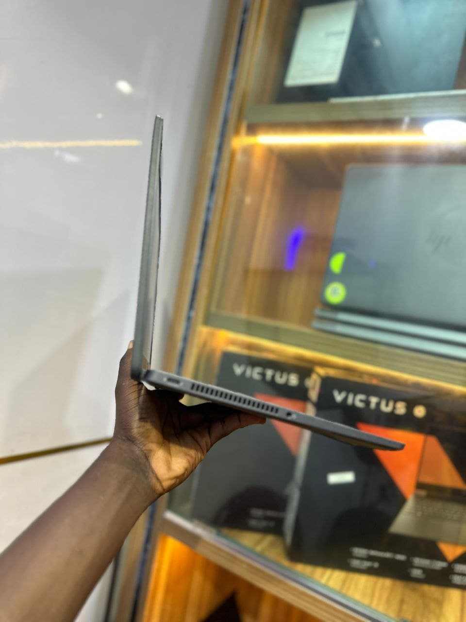 Dell latitude 7430 touchscreen thumbnail 4
