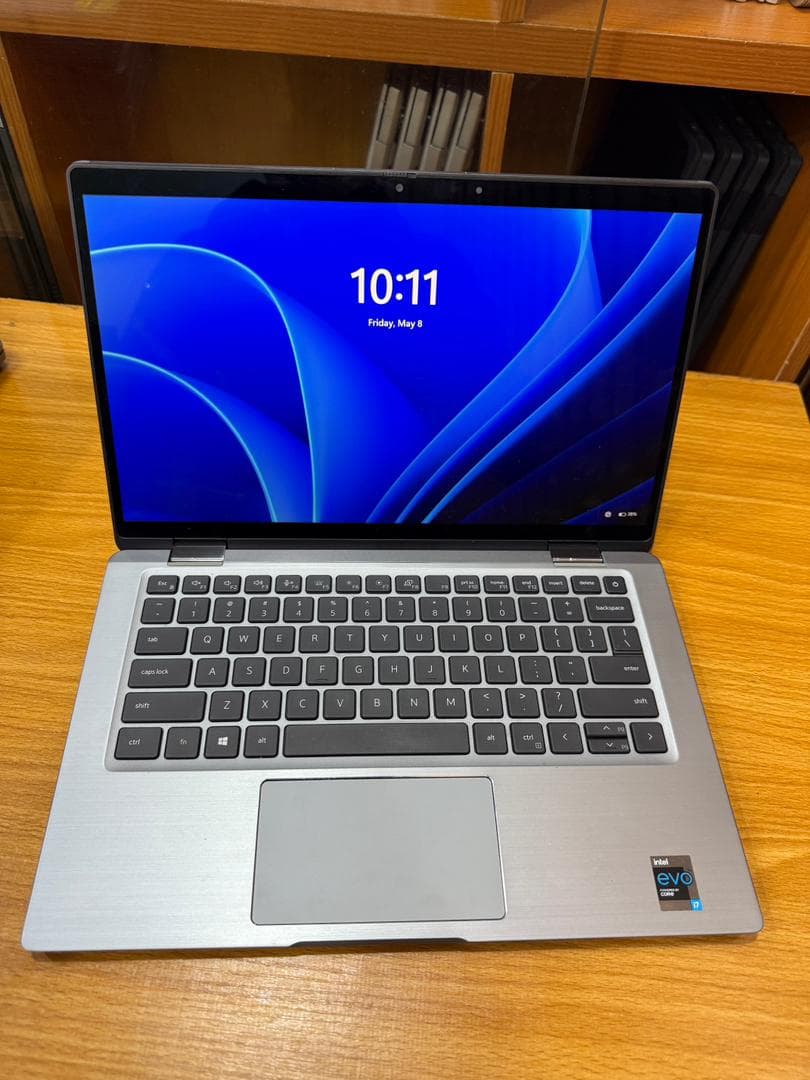 Dell latitude 7320 2in1 Silver thumbnail 1