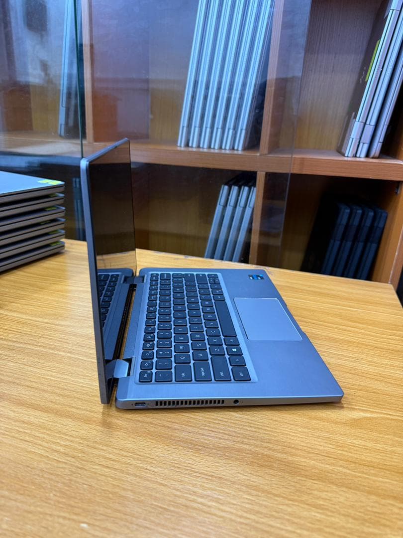 Dell latitude 7320 2in1 Silver thumbnail 4