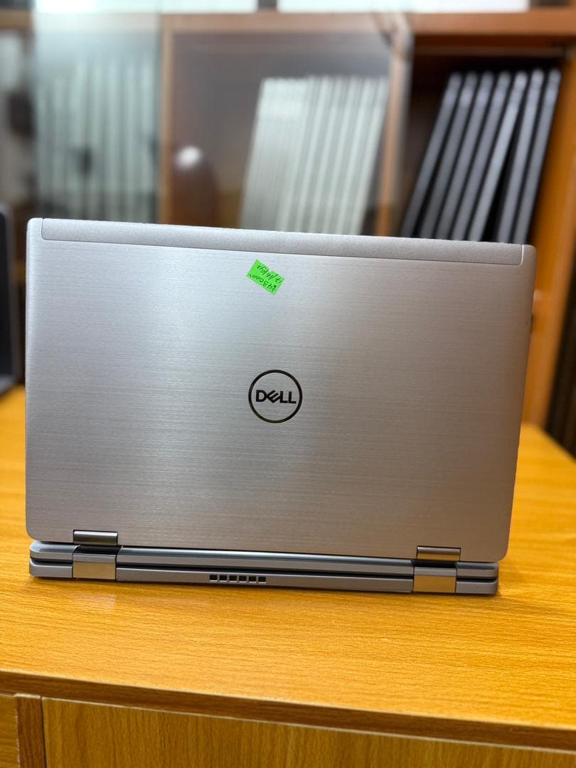 Dell latitude 7430 2in1 thumbnail 3
