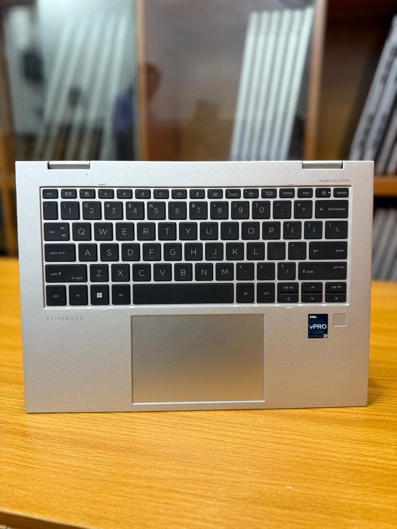 HP Elitebook 1040 G9 X360 thumbnail 4