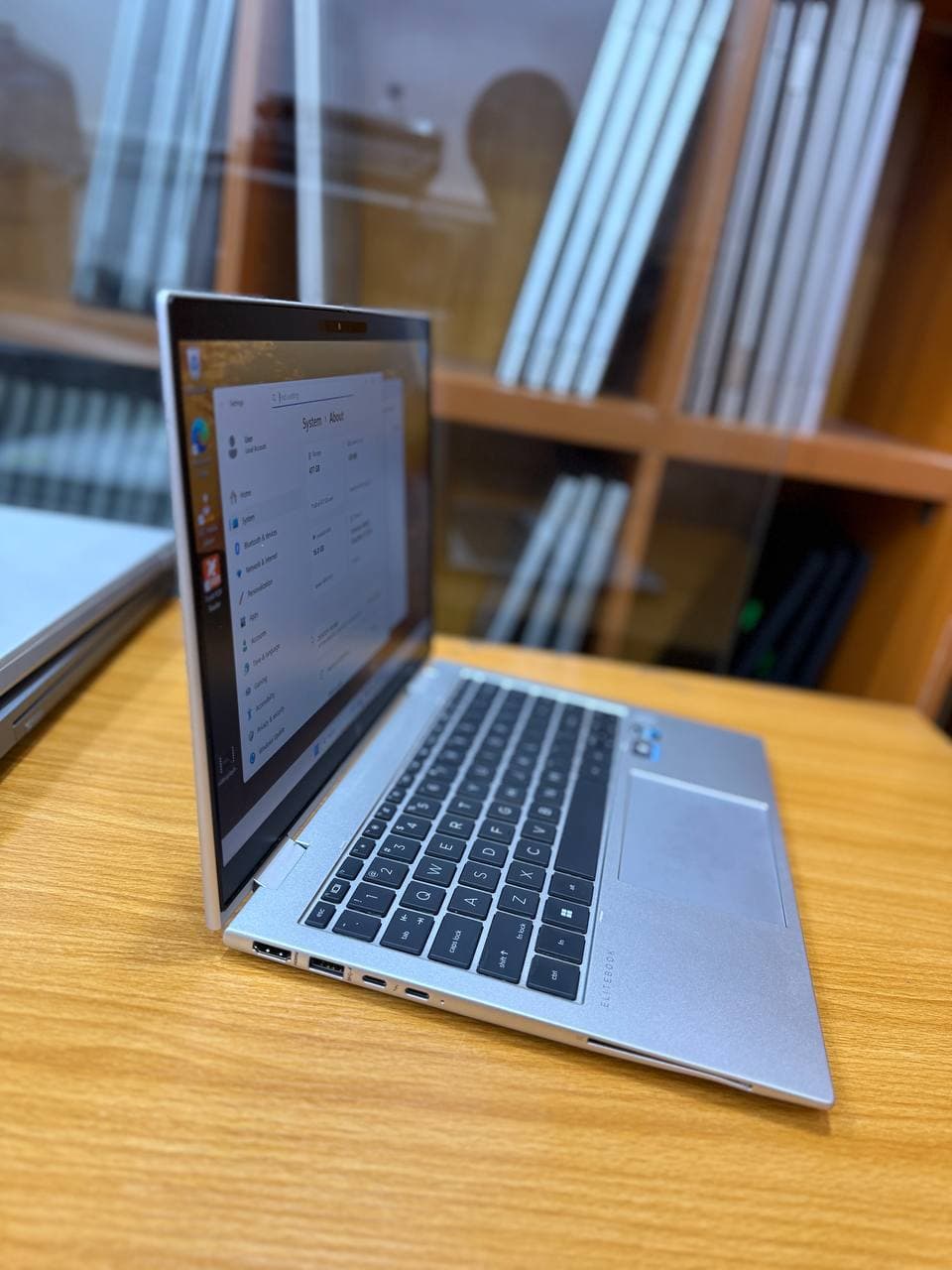 HP Elitebook 830 G9 X360 thumbnail 4