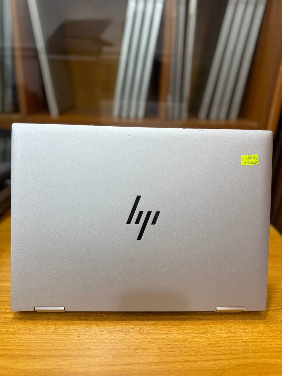 HP Elitebook 1040 G10 X360 thumbnail 2