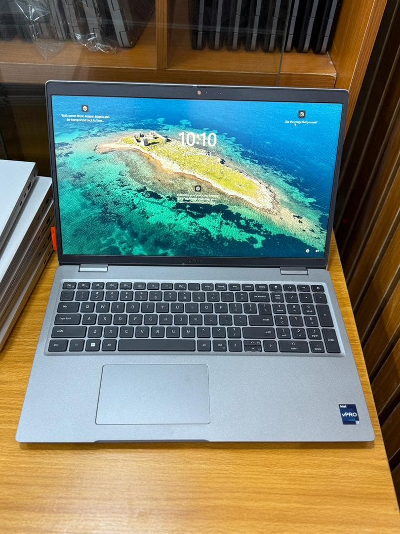 Dell latitude 5530 thumbnail 1