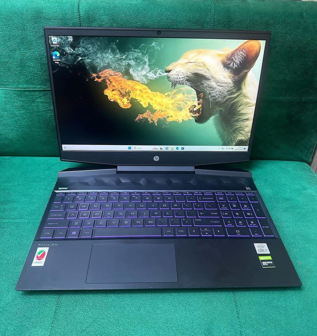 HP Pavilion 15 Gaming thumbnail 1