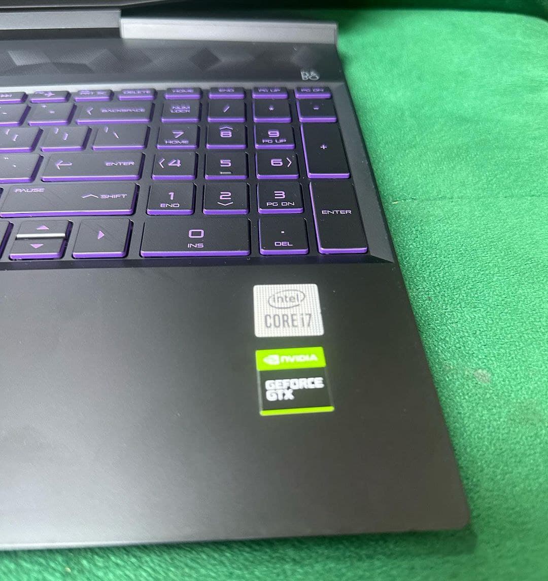 HP Pavilion 15 Gaming thumbnail 4