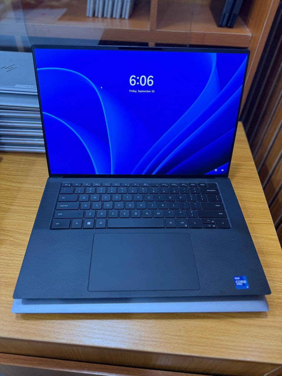 Dell Precision 5560 thumbnail 2