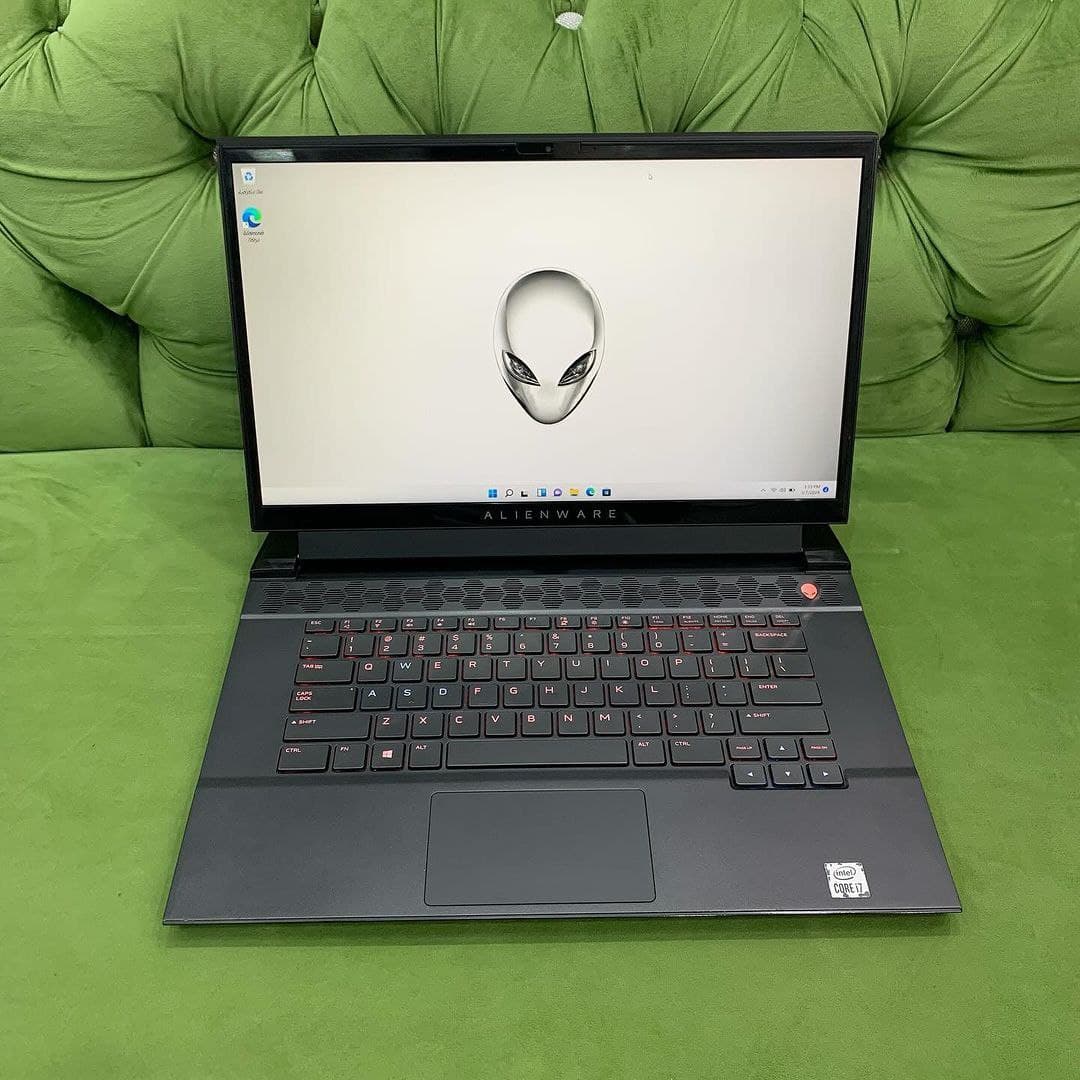 Dell Alienware M15 R4 thumbnail 1