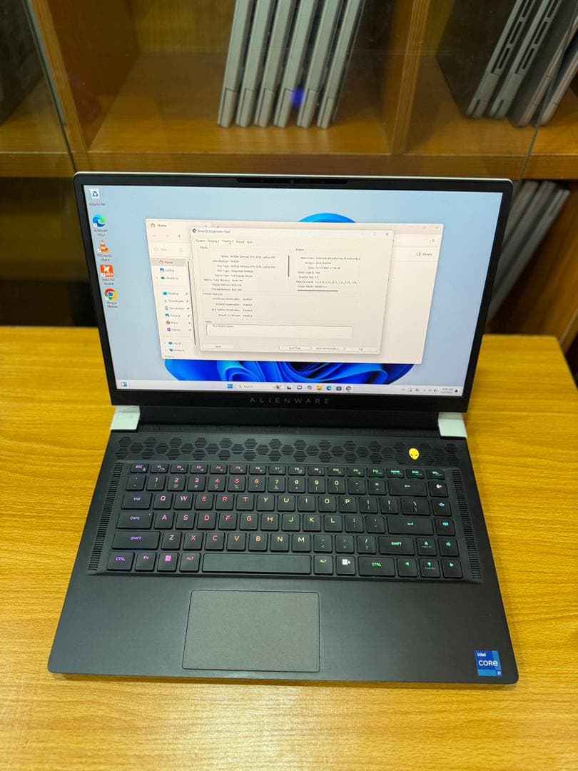 Dell Alienware X15 R1 thumbnail 2