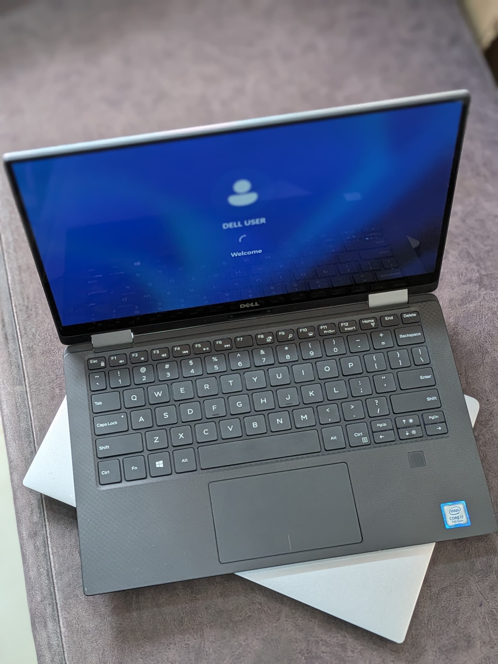 Dell XPS 13 9365 thumbnail 1