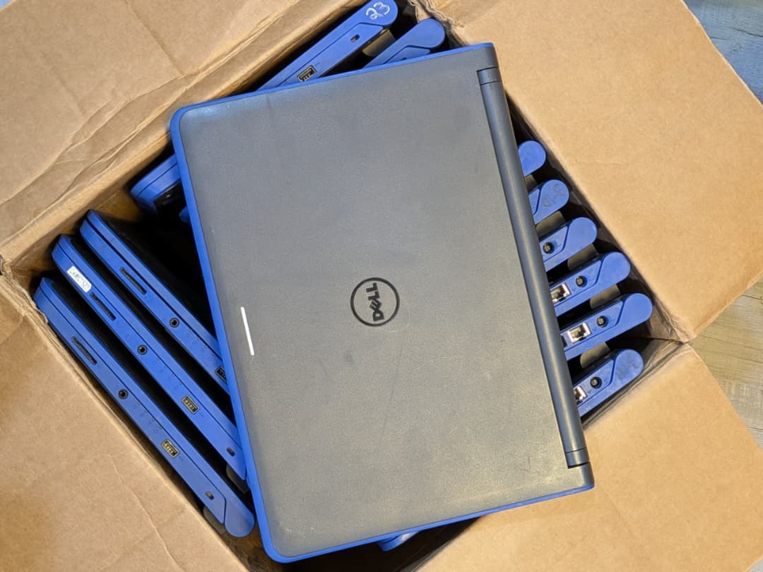 Dell Latitude 3340 thumbnail 3