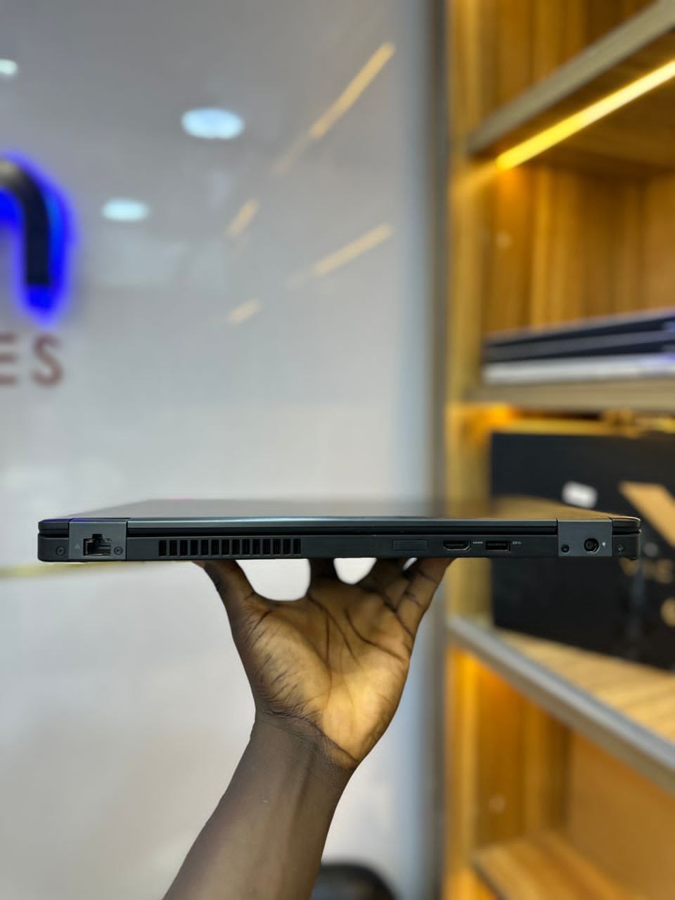 Dell latitude 5490 — photo 3