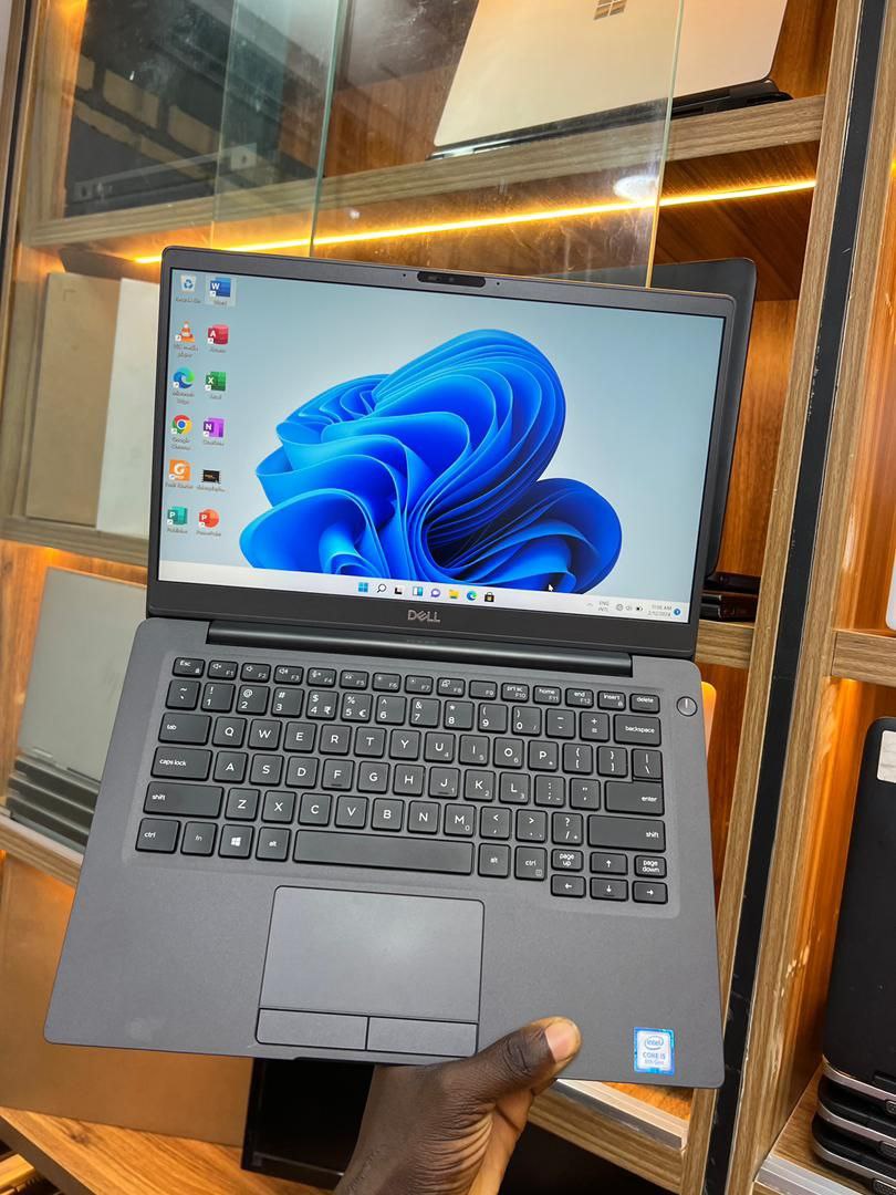 Dell latitude 7300 Touchscreen — photo 1
