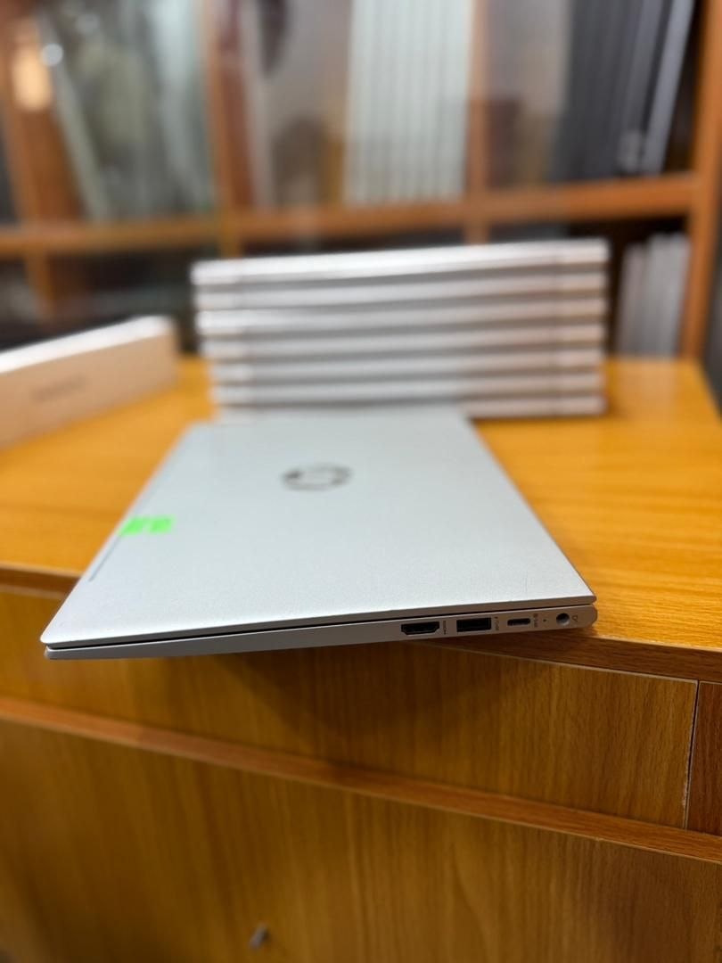 HP Probook 430 G8 — photo 2