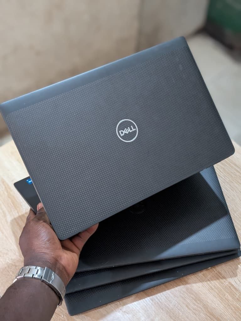 Dell Latitude 7420 Black — photo 2