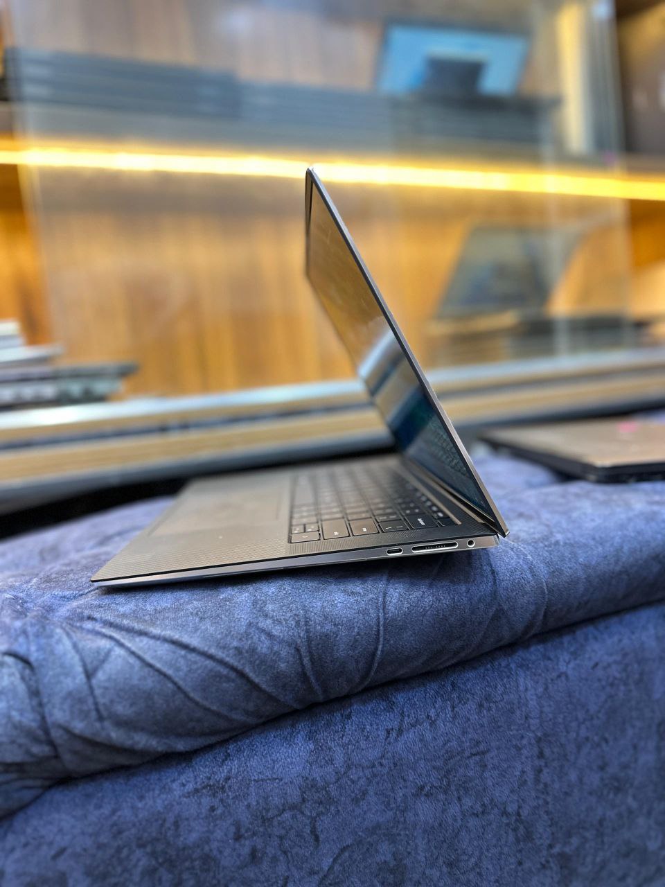 Dell XPS 15 9500 — photo 2